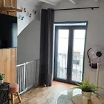 Encantadora Casita En Pleno Casco Antiguo Nyaraló *